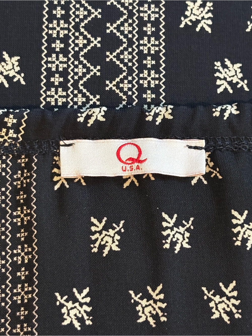 Off-Shoulder Navy Patterned Peasant Top - Picture 4 of 5